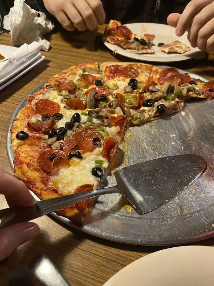 Thin Crust Pizza